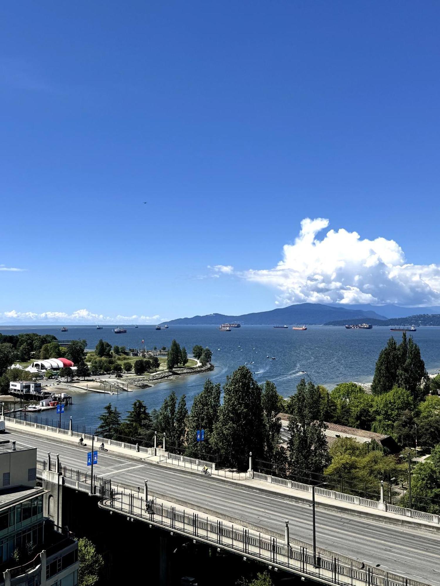 Appartement Stunning Ocean à Vancouver Extérieur photo